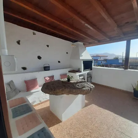 Sunset Terrace Apartment *