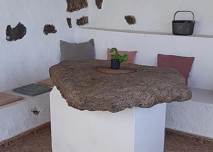 Sunset Terrace 아파트