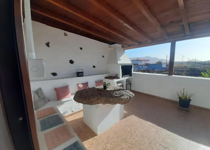 Sunset Terrace Apartment *